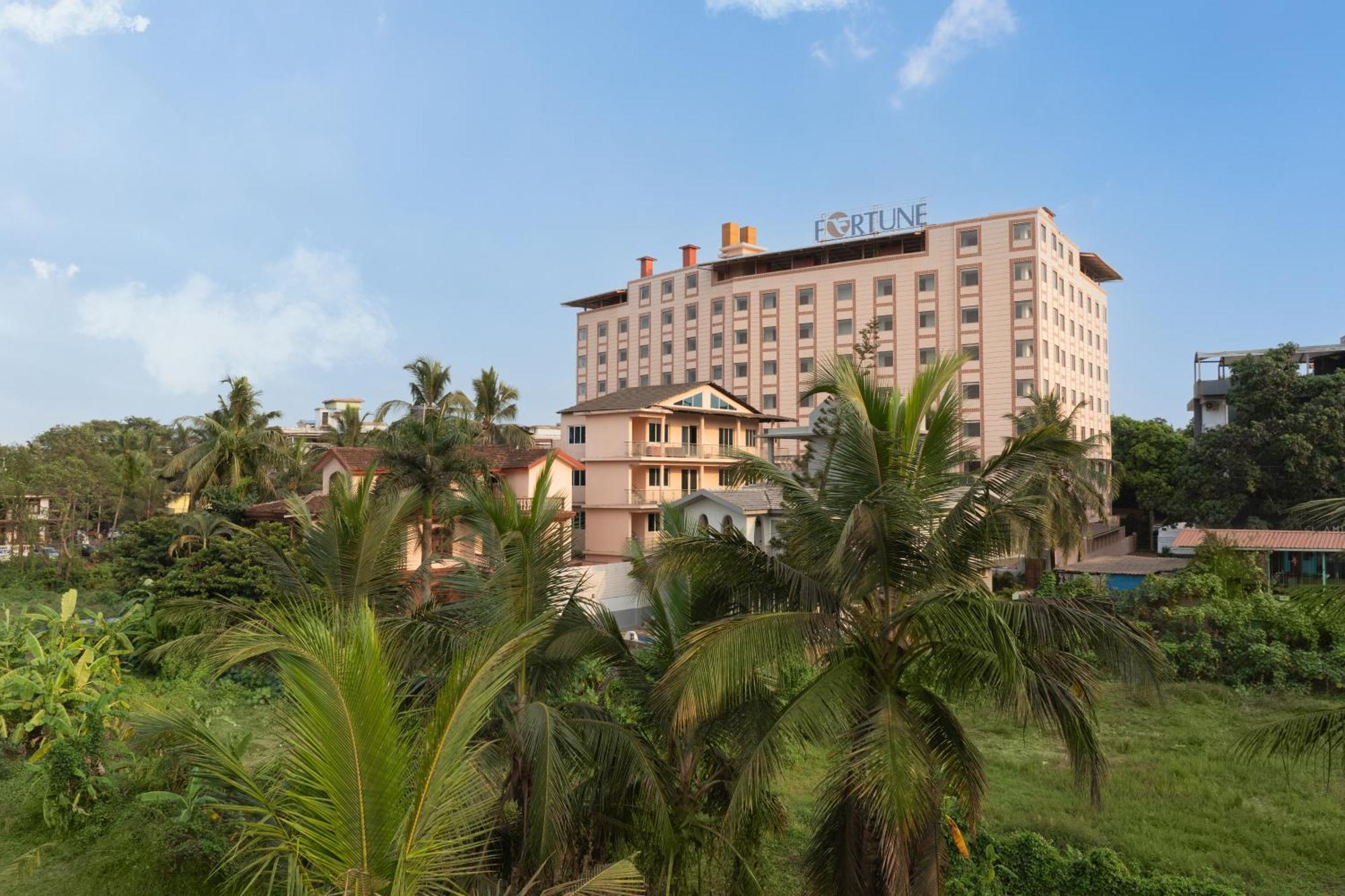 Fortune Select Candolim, Goa - Member Itc Hotels' Group Ngoại thất bức ảnh